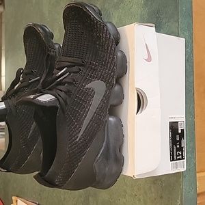Men Nike Vapor Max